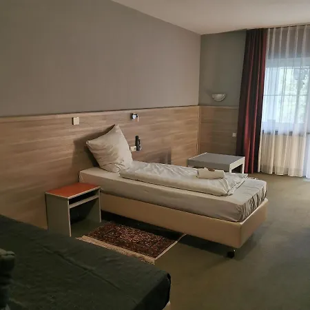 Brunnenhof Hotell Wilgartswiesen