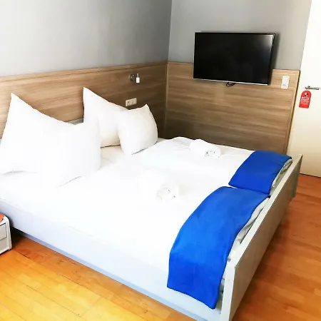 Hotell Brunnenhof Wilgartswiesen